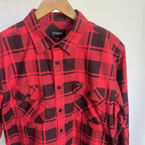 Brixton Flannel Button Up Shirt Red & Black Collared Plaid Top Men's Sz Medium - Picture 2 of 8